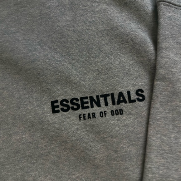 FOG - Fear of God Essentials Stretch Limo
Hoodie - (READ DESCRIPTION) - Picture 2 of 6